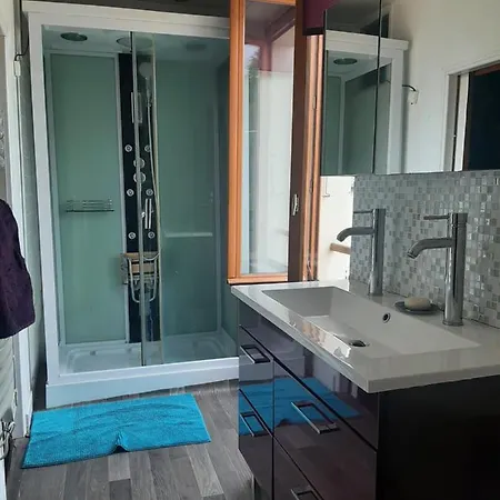 La Maison A La Porte Bleue Voutezac Exterior foto