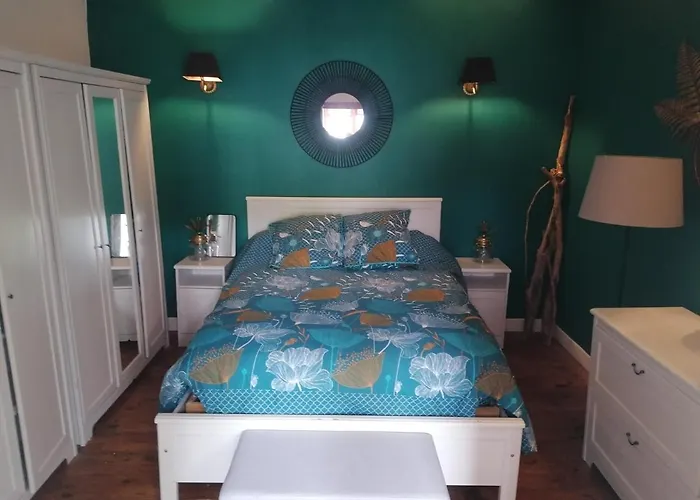 La Maison A La Porte Bleue
